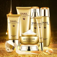 Set de îngrijire a pielii antirid și anti-îmbătrânire Snail Essence